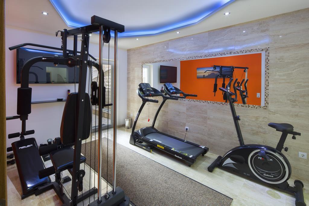 Montelux Apartments Budva Ruang foto
